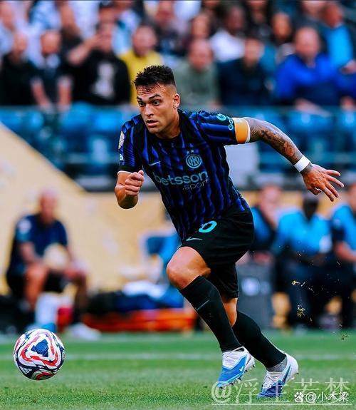 国米2-0击败亚特兰大,劳塔罗建功,巴斯托尼染红,3分优势领跑 国米2-0击败亚特兰大,劳塔罗建功,巴斯托尼染红,3分优势领跑